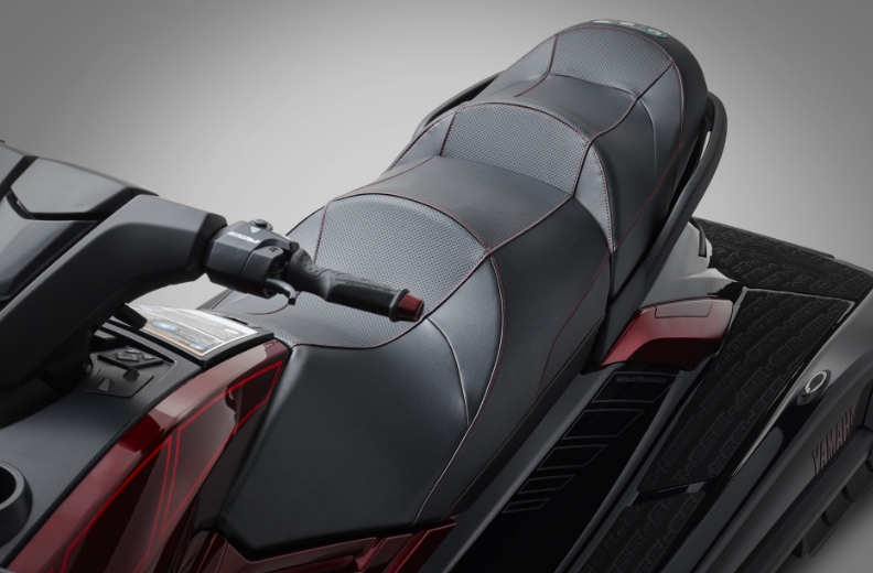 �N���[�U�[�V�[�g fx japan limited 